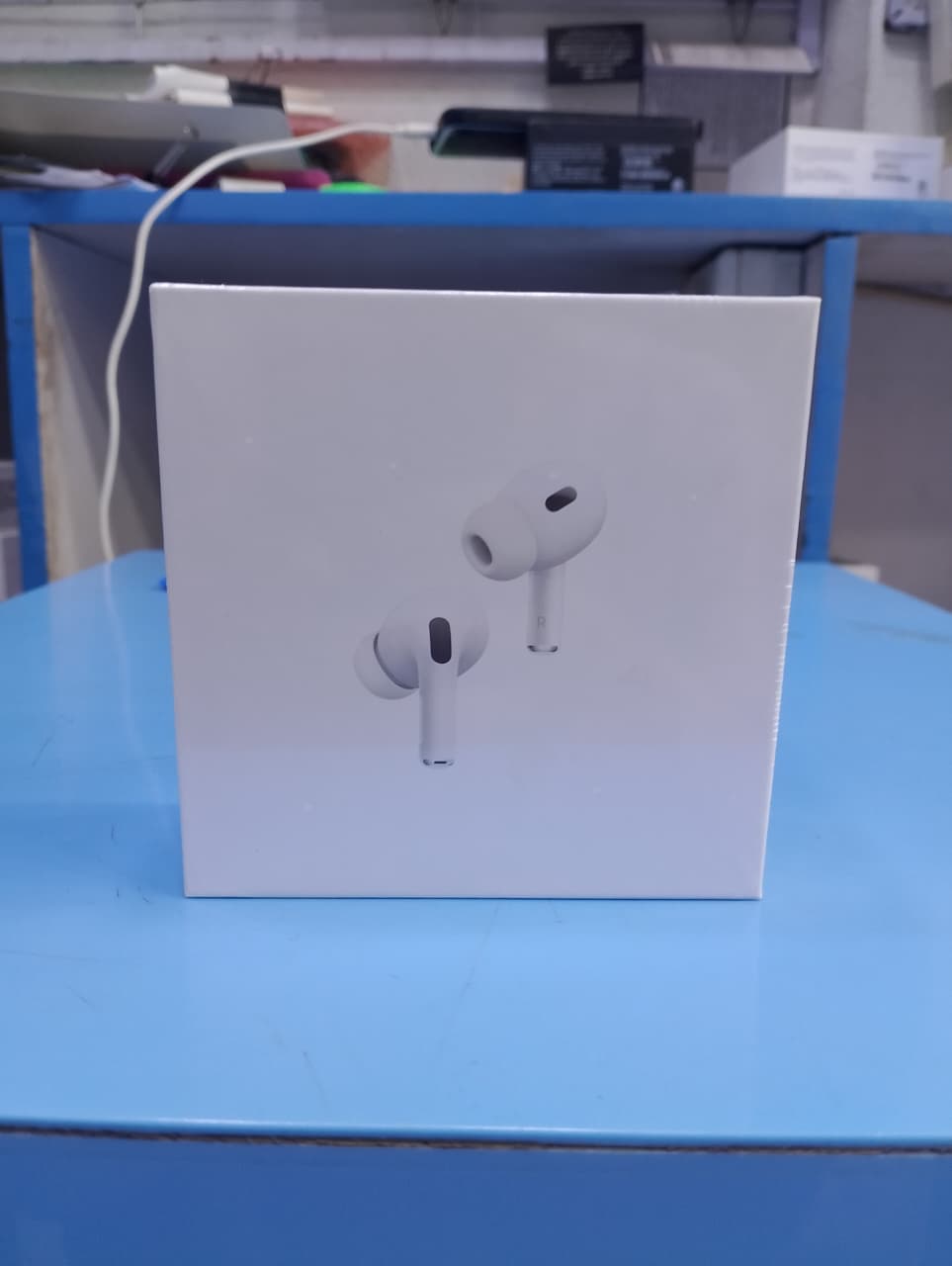 5 in 1 OFFER  AIRPODS PRO2 + SILICON CASE + PUBG GLOVES + SUCTION PAD + AIRPODS GRIP DORI